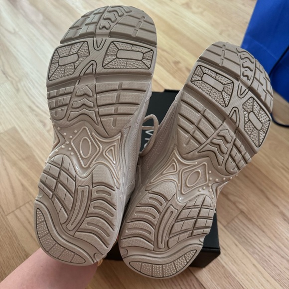NEW IN BOX, VIONIC, 23walk 2.0 walk sneaker, 9.5 - Picture 7 of 8